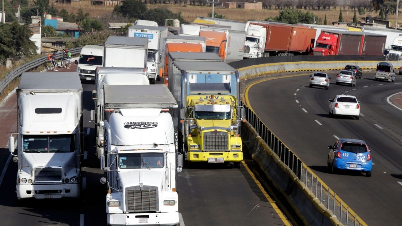 Mantienen operativos en autopistas para detectar brechas de escape de delincuentes en Jalisco