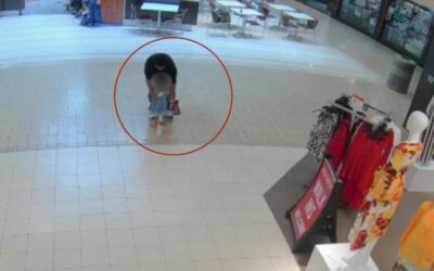 Así secuestraron a una bebé en la plaza comercial, sus padres la rescataron en el segundo piso | VIDEO